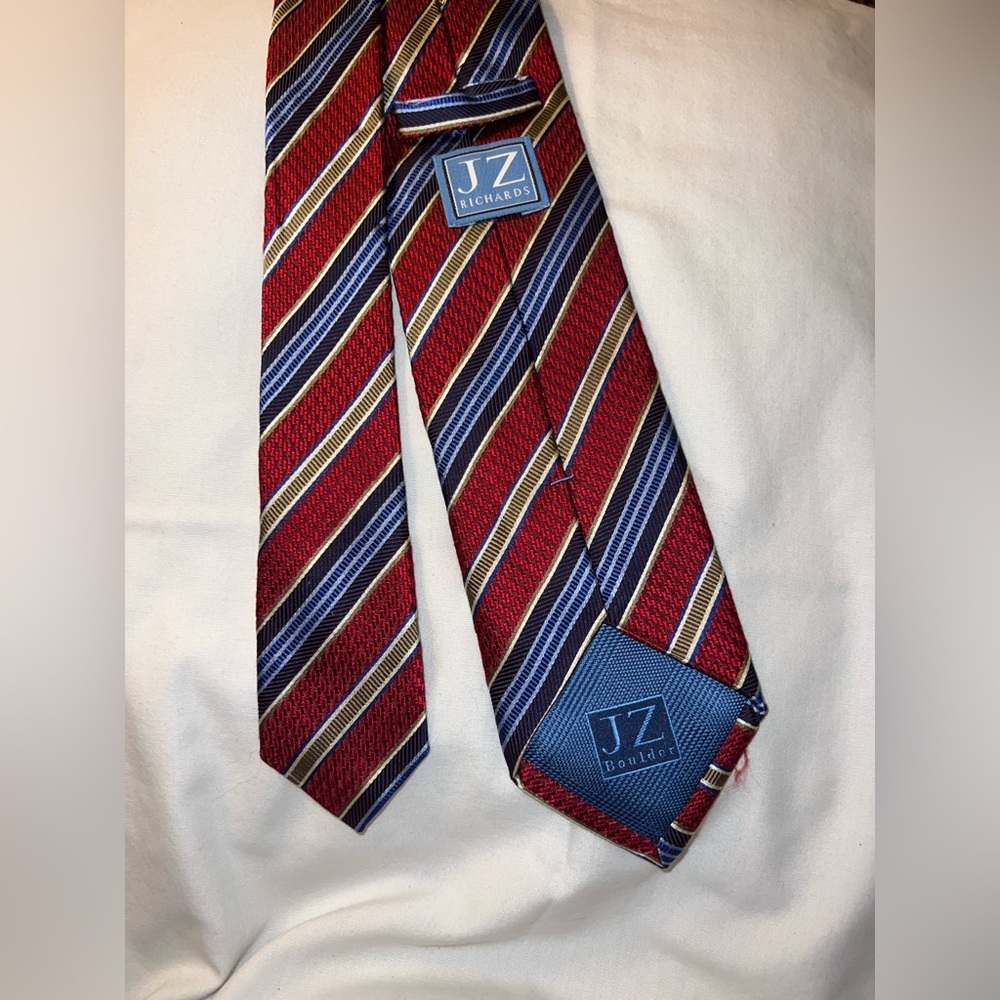 JZ Richards Boulder Silk Tie - Classic Striped Pattern